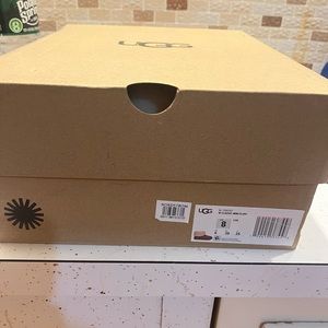 Mini fluff chestnut Uggs